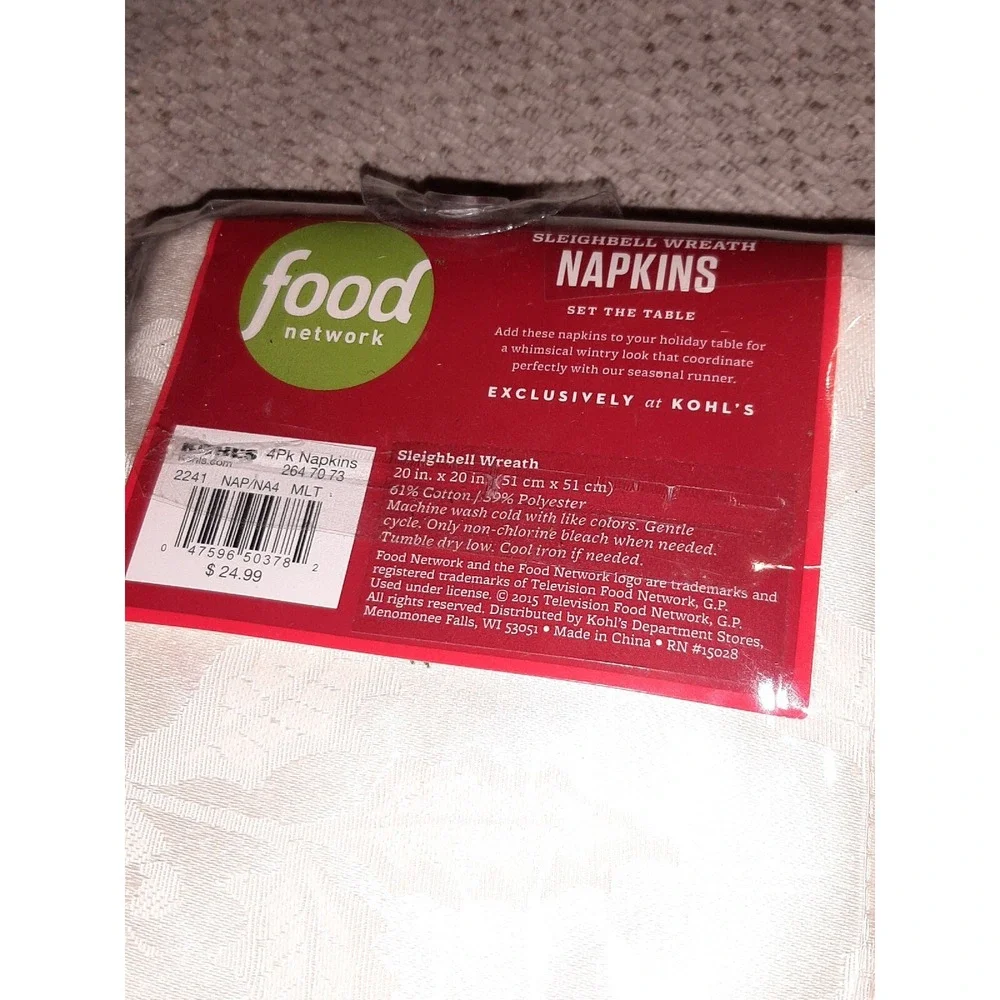 Food Network 4 Napkins Christmas Sleighbell Wreath 20 in X 20 in Kohls Exclusive